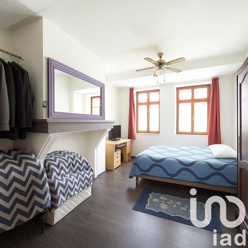 Maison - 184 m² - 8 pièces