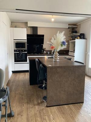 Maison - 96 m² - 4 pièces