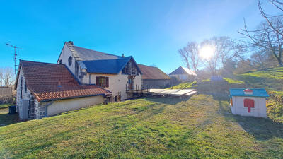 Maison - 173 m² - 7 pièces