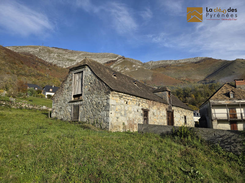 Maison ancienne - 295 m² - 1 pièce