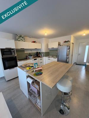 Maison - 108 m² - 4 pièces