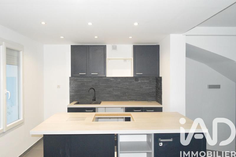 Appartement - 90 m² - 4 pièces