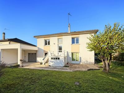 Maison - 149 m² - 6 pièces