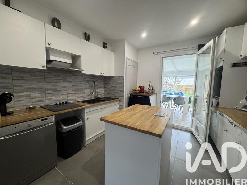 Maison - 93 m² - 4 pièces