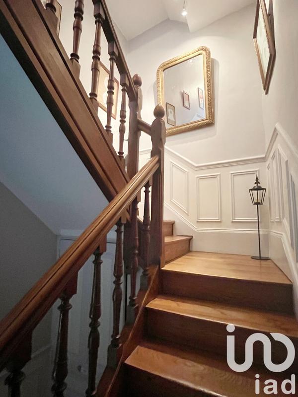 Maison de ville - 304 m² - 9 pièces