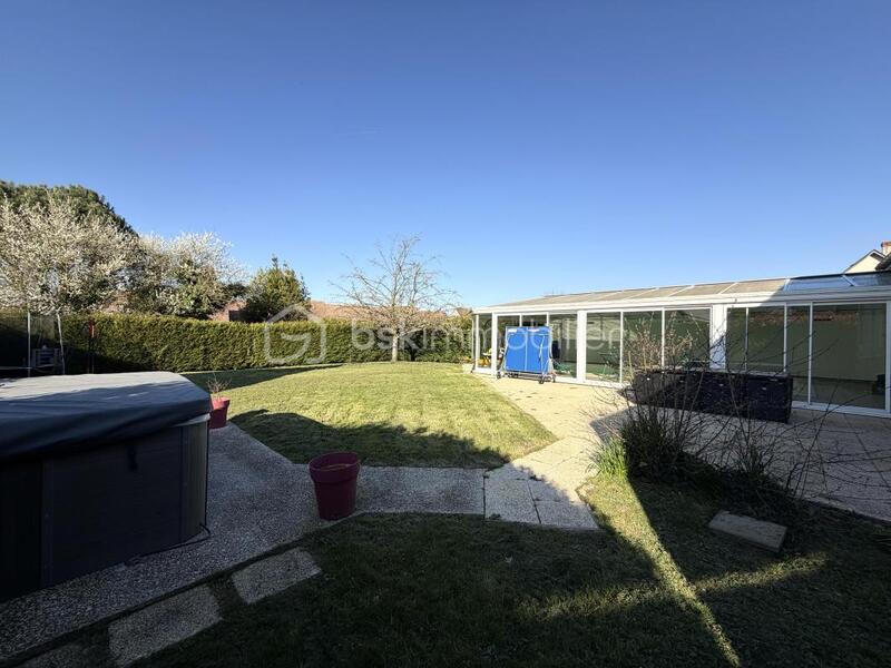 Maison - 174 m² - 6 pièces