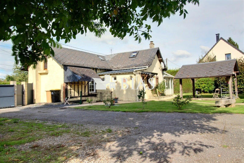 Maison - 139 m² - 6 pièces