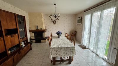 Maison - 94 m² - 4 pièces