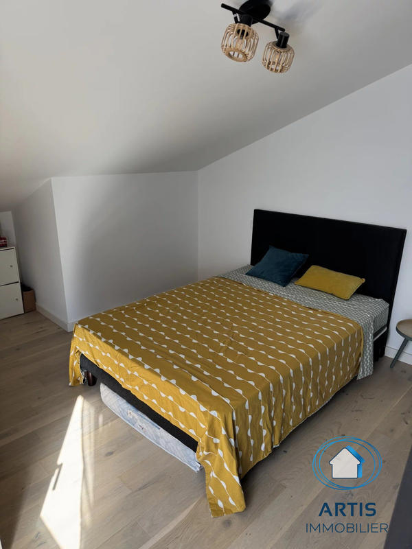 Duplex - 93 m² - 4 pièces