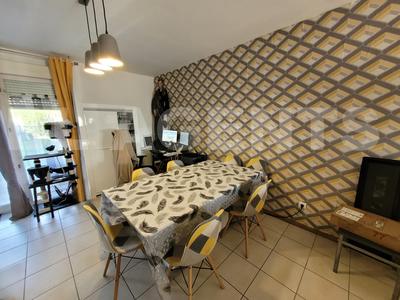 Maison de ville - 80 m² - 4 pièces