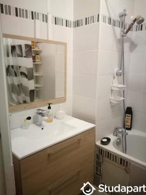 Chambre - 12 m² - 1 pièce