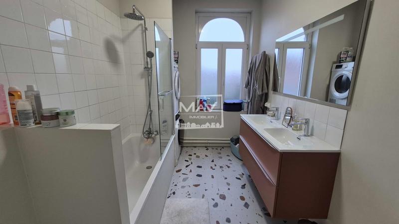 Maison - 88 m² - 4 pièces