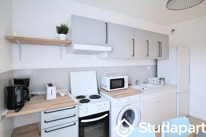 Chambre - 10 m² - 1 pièce