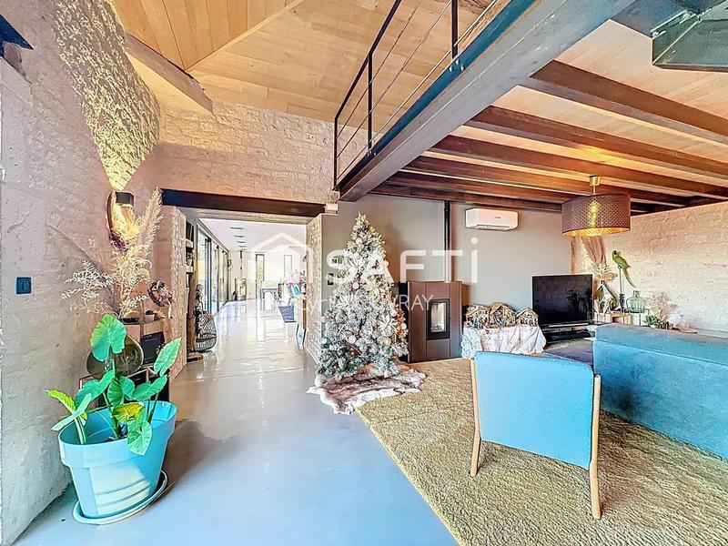 Maison - 192 m² - 5 pièces