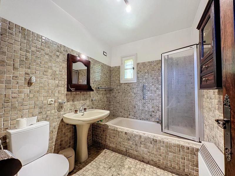 Villa - 180 m² - 5 pièces