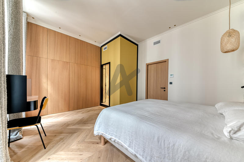 Appartement - 95 m² - 3 pièces