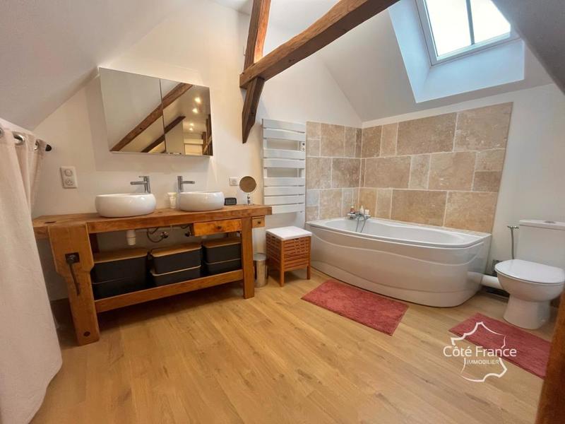 Maison de village - 181 m² - 5 pièces