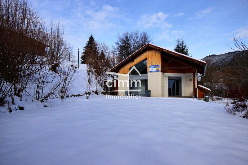 Maison - 163 m² - 5 pièces