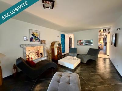 Maison - 346 m² - 10 pièces