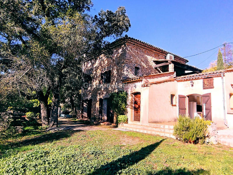 Villa - 178 m² - 6 pièces