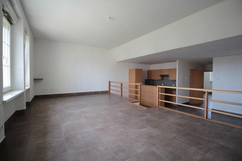 Appartement - 99 m² - 4 pièces