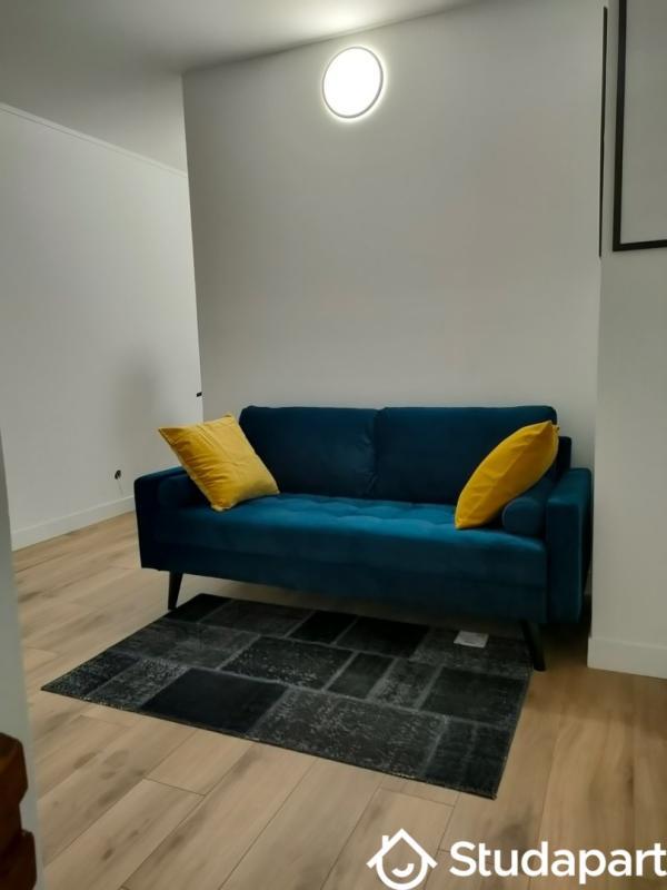 Chambre - 9 m² - 1 pièce