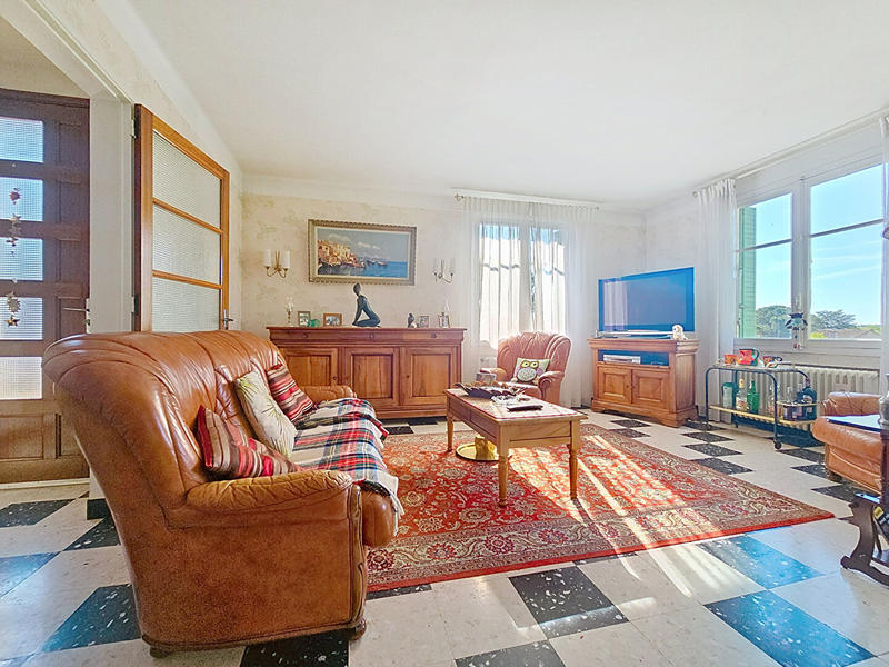 Maison - 150 m² - 8 pièces