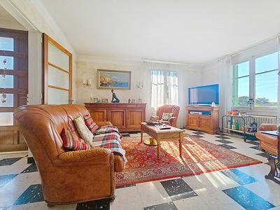 Maison - 150 m² - 8 pièces