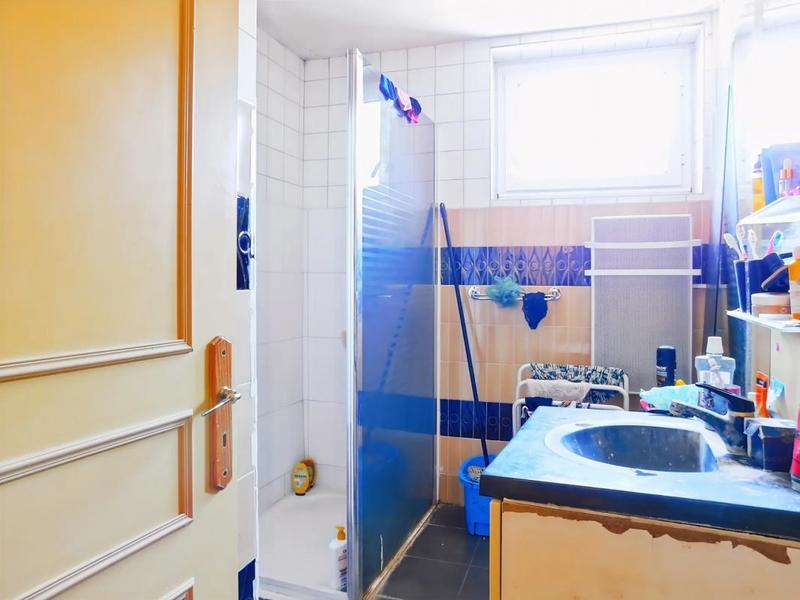 Maison - 210 m² - 6 pièces