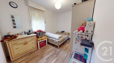 Maison - 76 m² - 4 pièces