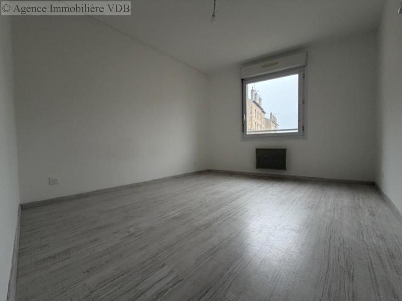 Appartement - 99 m² - 4 pièces