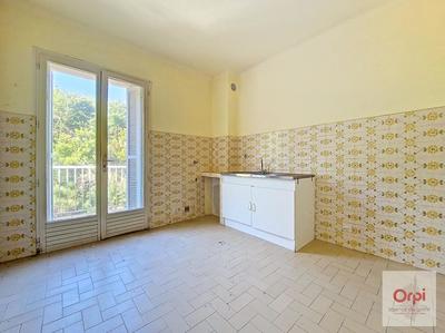 Immeuble - 610 m² - 24 pièces