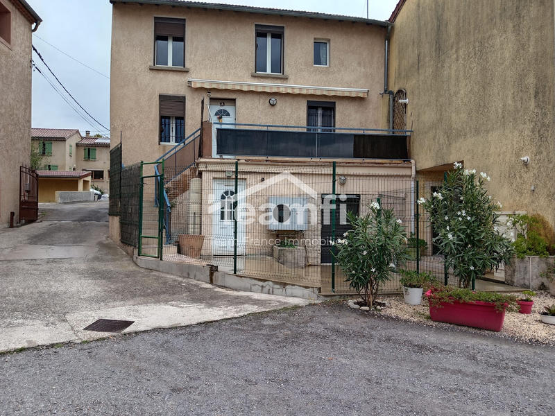 Maison - 93 m² - 5 pièces