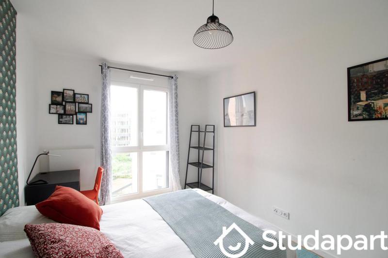 Chambre - 13 m² - 1 pièce