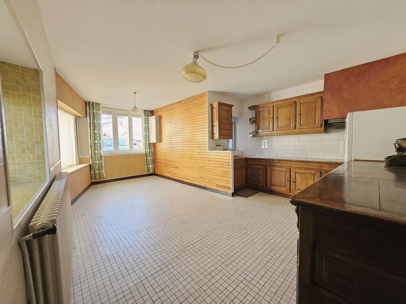 Maison - 192 m² - 7 pièces