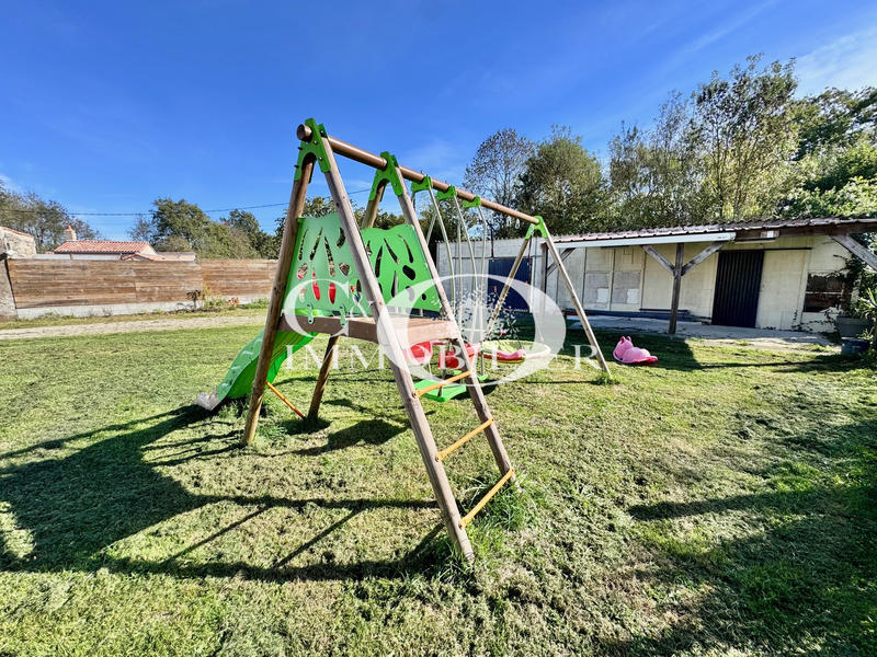 Maison - 81 m² - 4 pièces