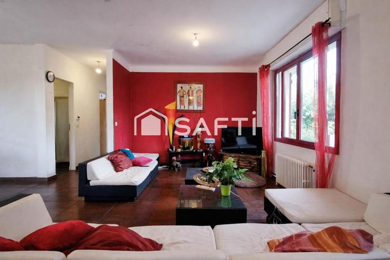 Maison - 177 m² - 8 pièces