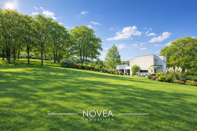 Maison contemporaine - 130 m² - 4 pièces