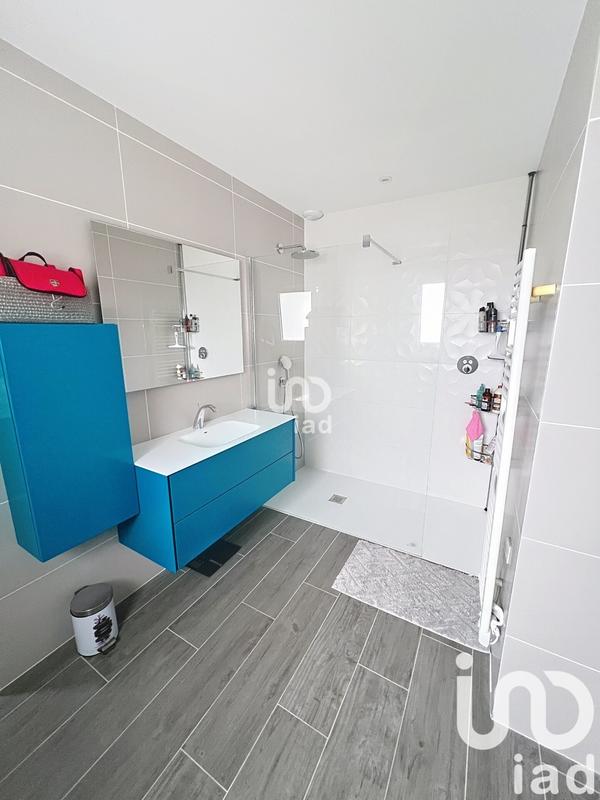 Maison - 140 m² - 6 pièces