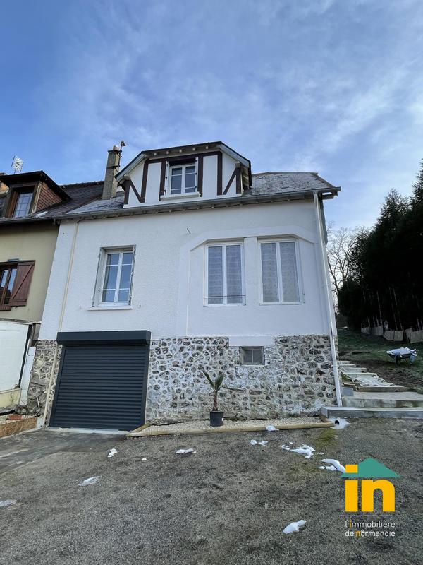 Maison de ville - 80 m² - 4 pièces