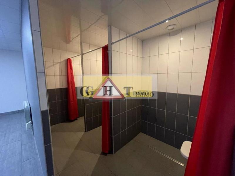 Local commercial - 846 m²