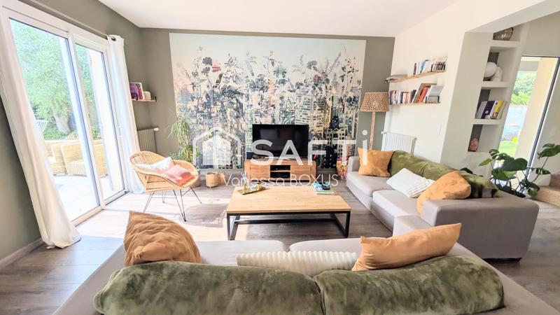 Maison - 140 m² - 6 pièces