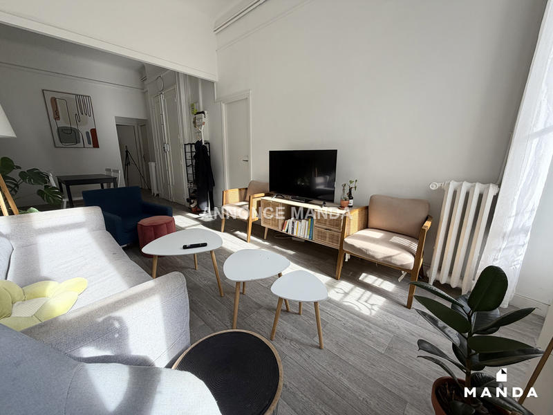 Chambre - 10 m² - 5 pièces