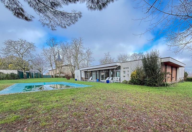 Maison - 199 m² - 6 pièces