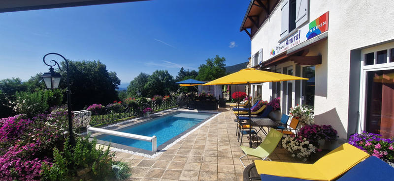 Propriété - 660 m² - 20 pièces