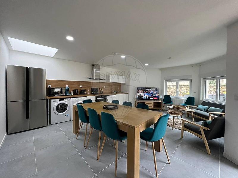 Maison - 224 m² - 13 pièces