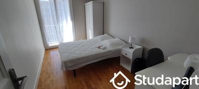 Chambre - 11 m² - 1 pièce