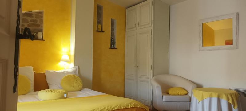 Maison - 315 m² - 12 pièces