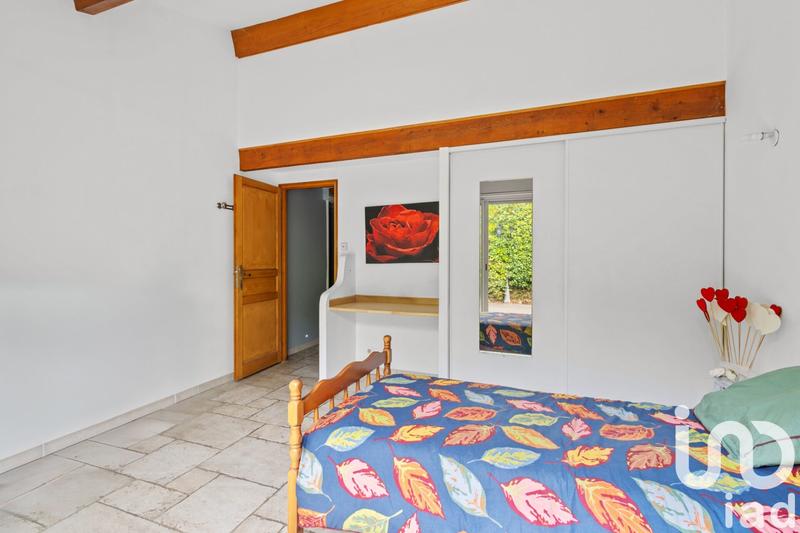 Maison - 250 m² - 7 pièces