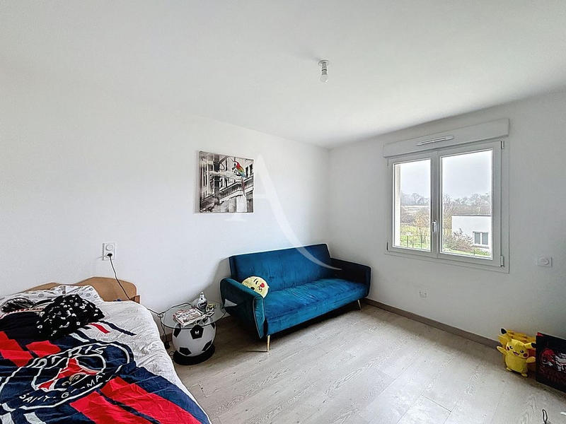 Maison - 96 m² - 5 pièces